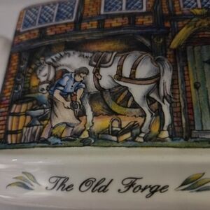James Sadler Vintage Charming Cottage Ceramic Teapot with Yellow Roof
